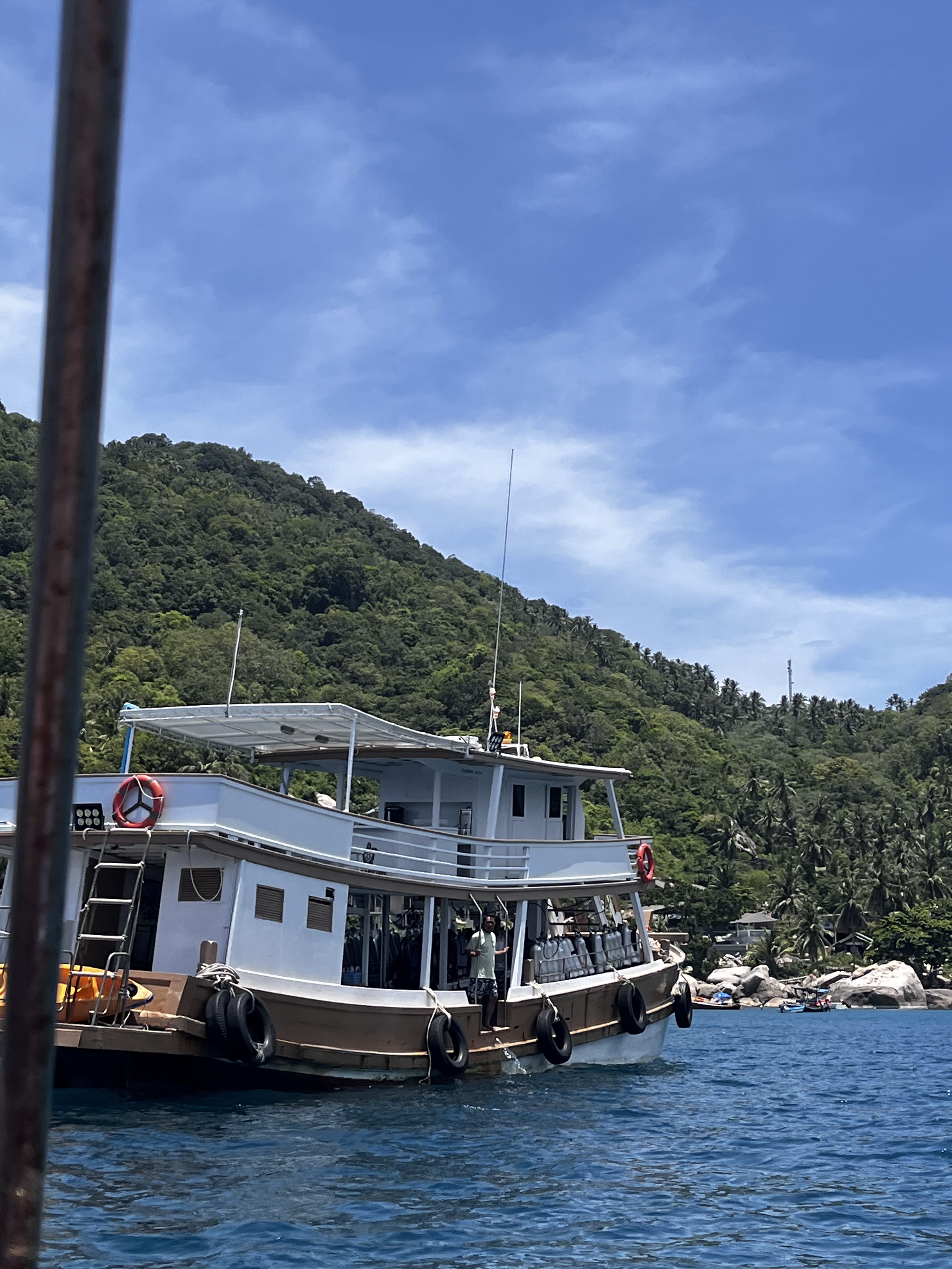 Mango Bay Ko Tao — dive photo by Carsten Dittert