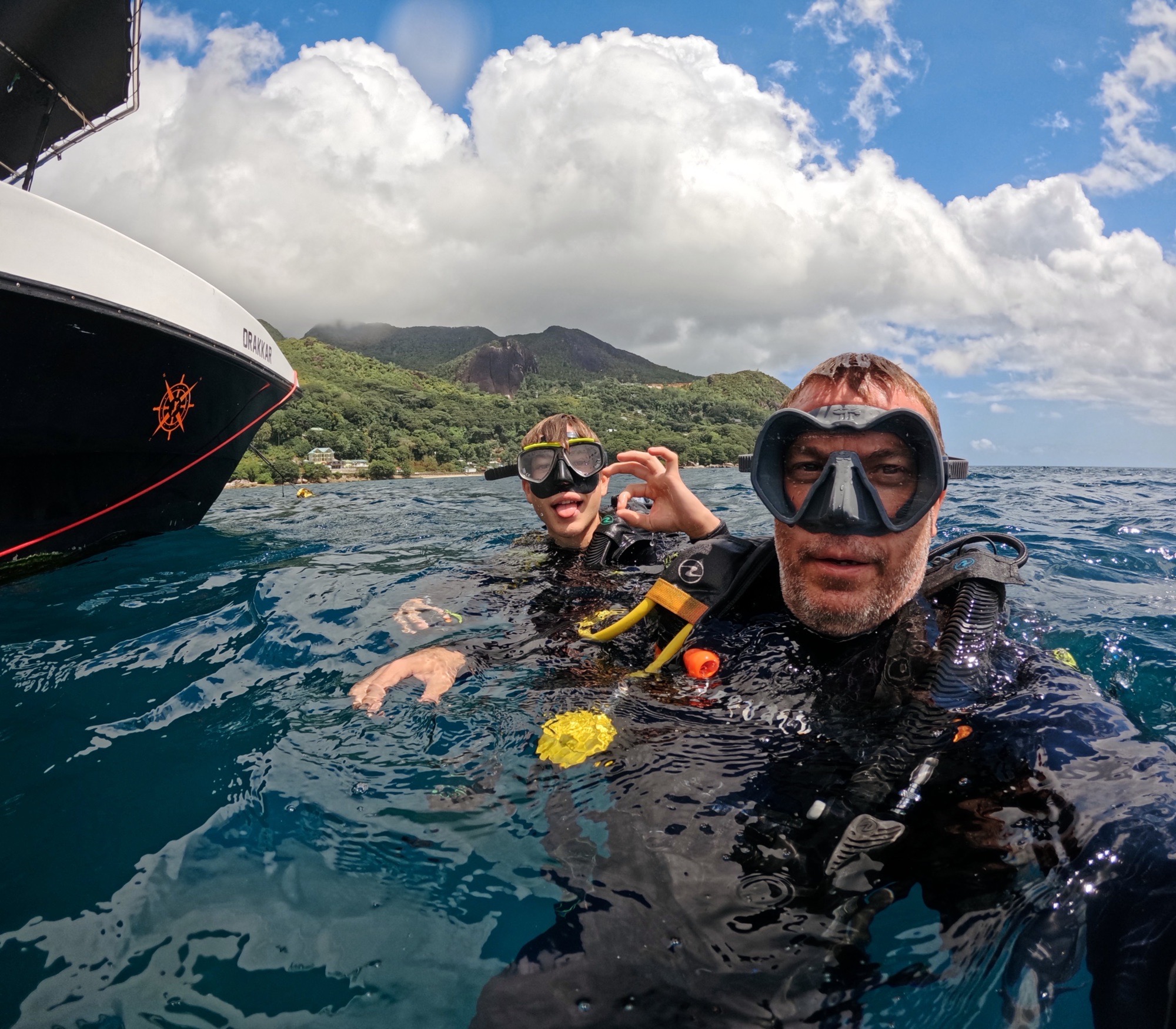 SEYCHELLES — dive photo by Gerard Filella Roman